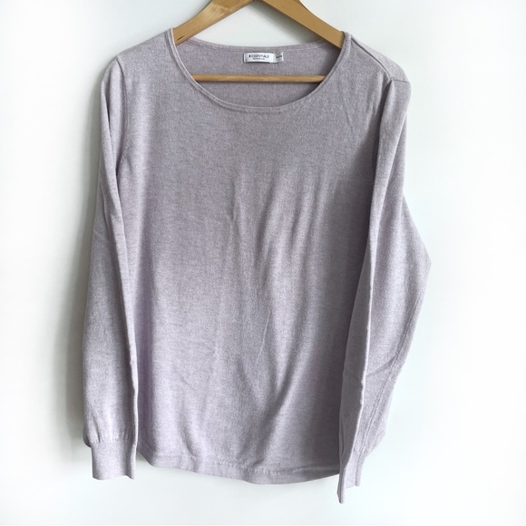 Reitmans Sweater - Picture 1 of 4